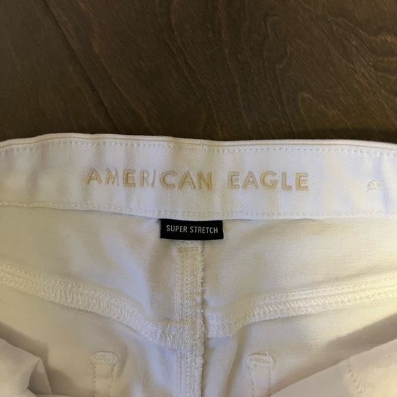 American eagle white shorts size: 8 - Picture 3 of 4